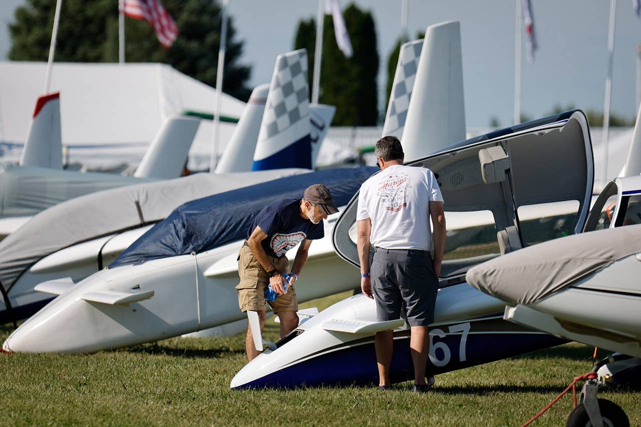 Long Eze in the Homebuilt area. - EAA AirVenture Oshkosh Wednesday 2022
